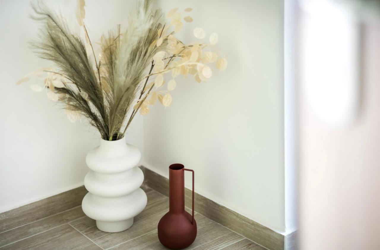 Eleusis Suites Α ภายนอก รูปภาพ