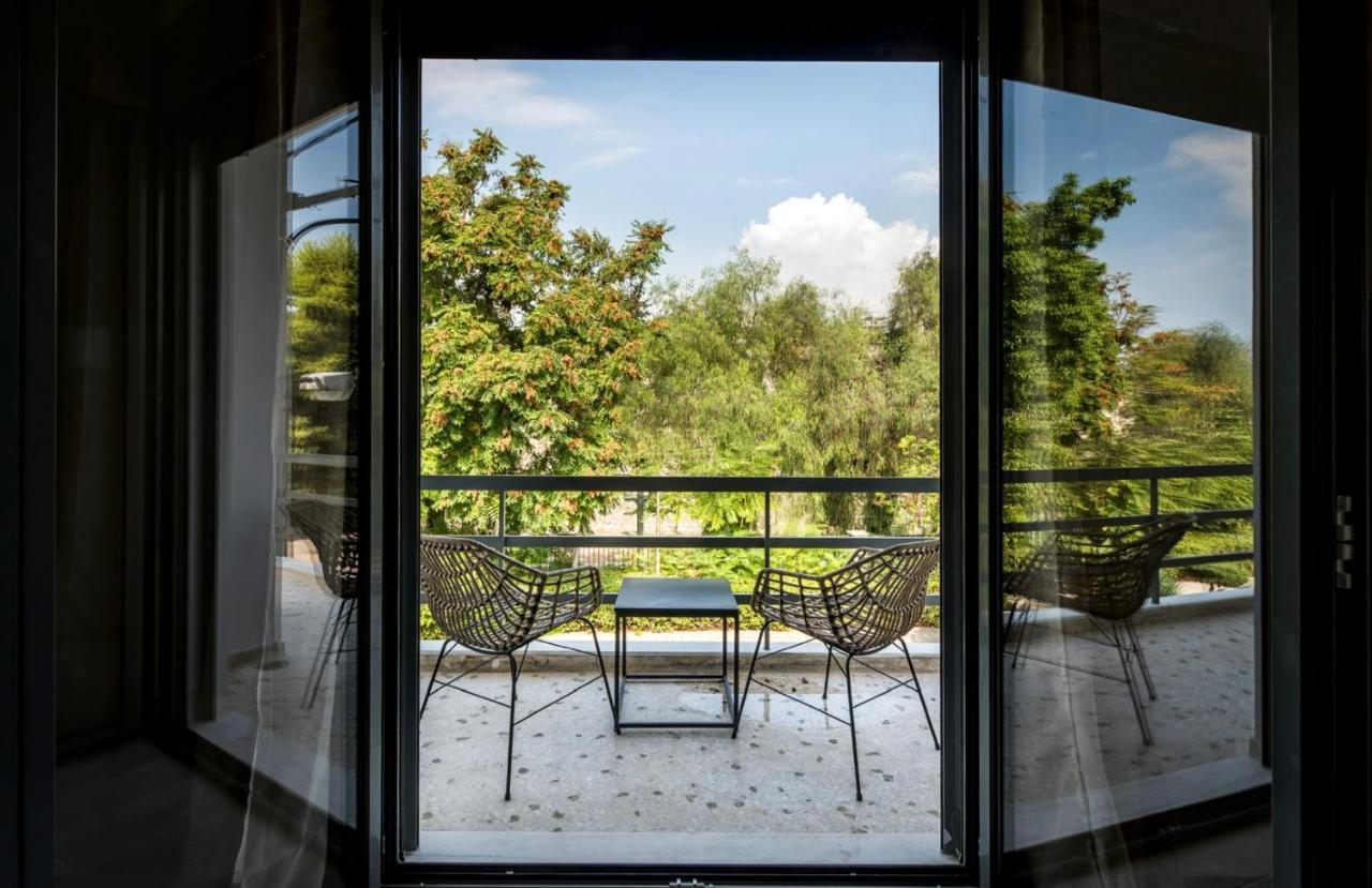 Eleusis Suites Α ภายนอก รูปภาพ